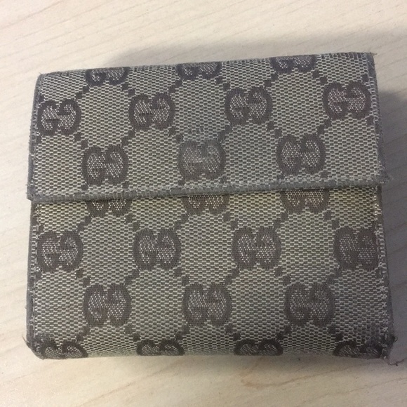 🔴  SOLD 🔴Authentic Gucci wallet - Picture 2 of 8